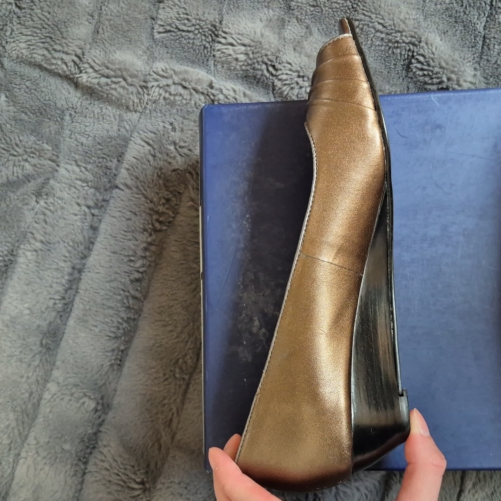 Pierre Michel Bronze Metallic Leather Peep Toe Wedges, Size 37 - Picture 7 of 15